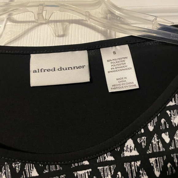 Alfred Dunner Asymmetrical Geometric Print Blouse - Picture 12 of 12